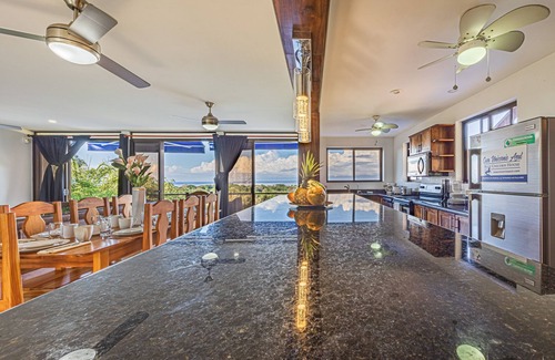 Uvita Villa | Casa Unicornio Azul