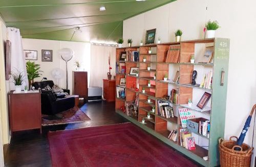 Springwood Casa | UNIQUE 1920's Historic Retreat! Pet Friendly!