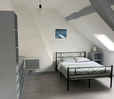 Dampierre-sous-Bouhy Casa | Unique and quiet house with beautiful terrace