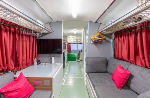 Xaghra Casa | Unique Bus stay with stunning views in Ramla Bay