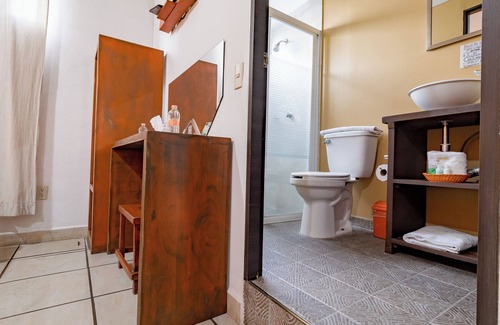 Teotihuacán Hotel | Experiencia Única: Habitación + Paseo en Globo aereo para 4 personas