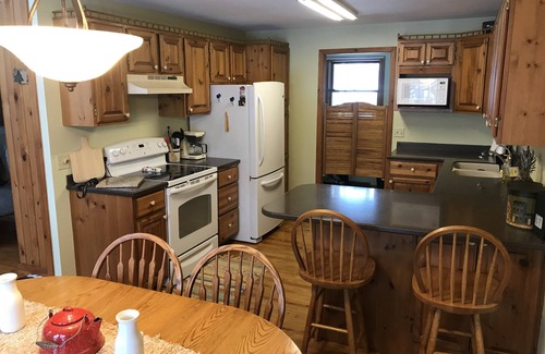 Pepin Casa | Único en la cabaña Woods, al borde del hermoso pueblo de Pepin, WI.