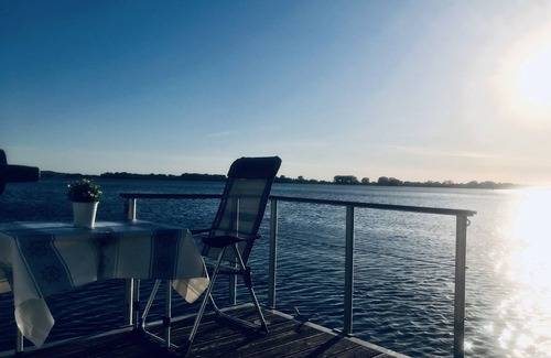 Ketzin/Havel Alquiler De Eote | Unique license-free houseboat on the Havel