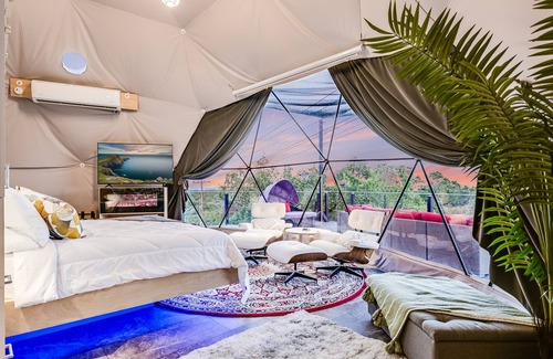 Lago Vista Complejo | Unique & Plush Eco-Glamping Resort in TX Hill country!