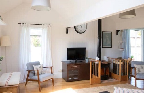 Oving Casa | Unique rural eco house, with seasonal shared pool & tennis court