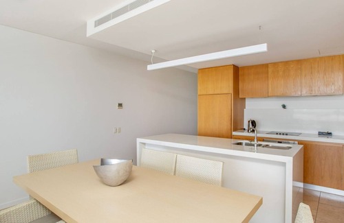 Rainbow Beach Apartamento | Unit 101 Plantation Resort - Rainbow Beach. Plantation Resort. Second Floor. Aircon. Pool. Spa.Wifi