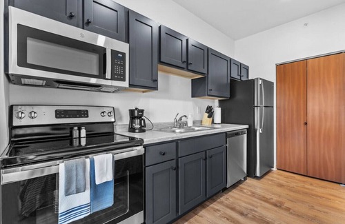Neenah Apartamento | Unit 9 Fox Flats Studios @ Neenah, WI