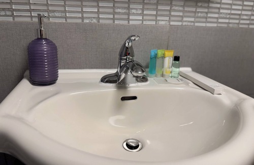 Fairview Casa | Unit at the heart of Mississauga