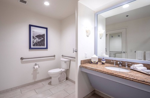 Florida Center Hotel | Universal’s Loews Portofino Bay Hotel