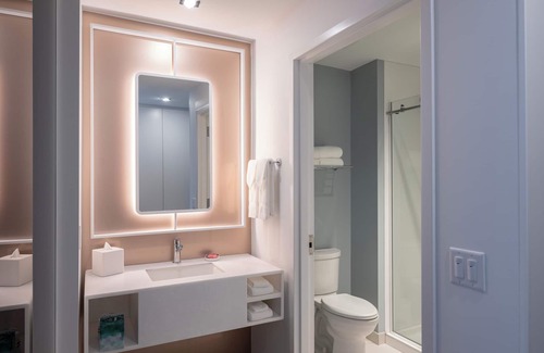 Florida Central Atlantic Coast Hotel | Universal's Stella Nova Resort