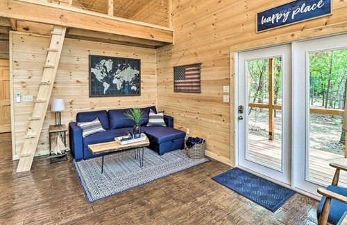 Newnata Cabina | Unplug by Greers Ferry Lake: Cabin w/ Views!