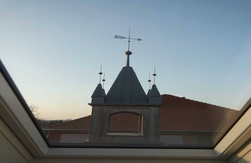 Buhlau Apartamento | Alojamiento con chimenea, jacuzzi y sauna.