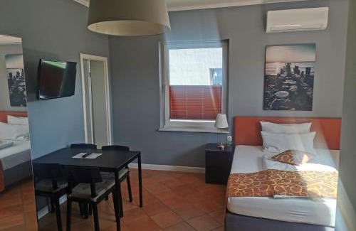 Bramow Apartamento | Unterwegs ins Apartmenthaus ehemalige Apartmenthaus Unterwegs
