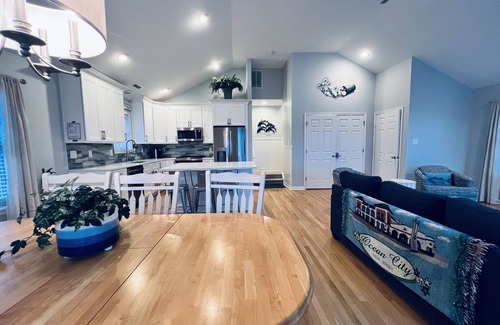 Gold Coast Condominio | Unwind and relax at THE SEABREEZE VERANDA in Ocean City, New Jersey!