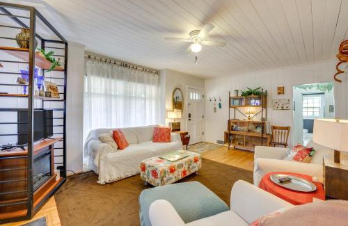 Lynn Casa | Unwind Fireside and Walk to Dtwn! Tyron Retreat
