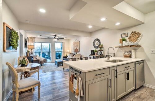 Notch Estates Apartamento | Unwind Fireside! Condo 1 Mi to Silver Dollar City