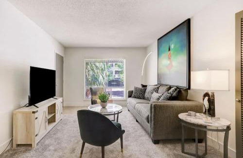 Uptown Apartamento | Unwind September Specials Marquee Uptown Galleria