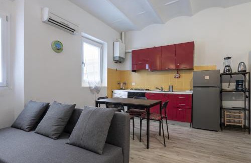 Isolotto Apartamento | UNYCA - Charming Cozy Retreat Florence