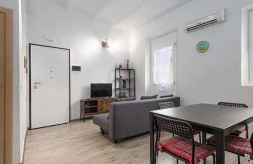 Isolotto Apartamento | UNYCA - Charming Cozy Retreat Florence