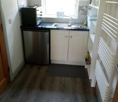 Enniskillen Apartamento | Up on the hill