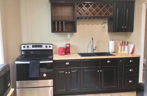 Reno Apartamento | Updated 2-bedroom apartment with WiFi, Walkable, Nice Views
