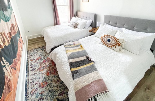 Chatham-Arch Casa | Updated 2BR BOTTLEWORKS/DTWN/MASS AVE home w/ private patio