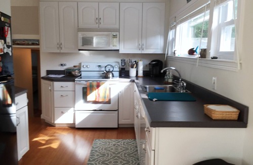 West Hyannisport Casa | Casa de 5 dormitorios actualizada a solo 800 metros de Craigville Beach