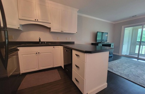 Surfside Beach Condominio | Updated Cozy Condo: 15 minutes from Surfside Beach