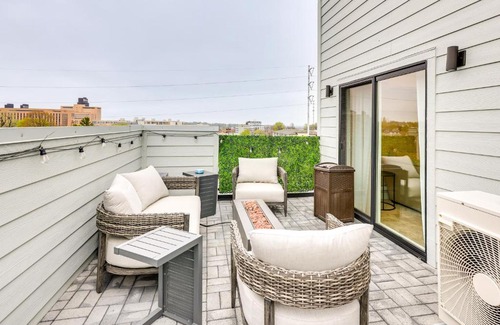 Downtown Omaha Casa | Updated Omaha Vacation Rental Less Than 2 Mi to Downtown!