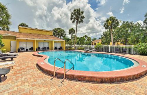 Gulf Gate Estates Apartamento | Updated Sienna Park Condo - 4 Miles to Siesta Key!