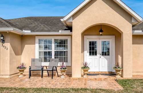 St. Augustine South Casa | Luminoso y espacioso - PISCINA, 4 millas. a la ciudad vieja, 5 millas. a la playa, hogar familiar, entradas gratuitas para atracciones