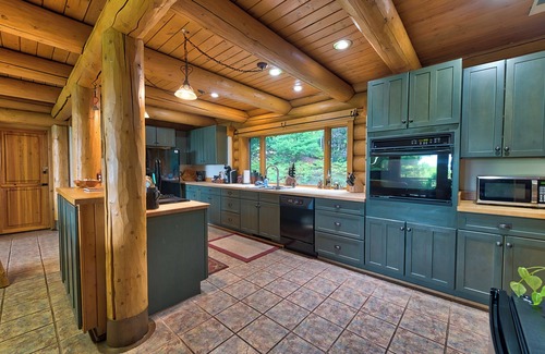Boyne City Cabaña | UpNorth Chalet: Hot Tub, Game Room & Sauna
