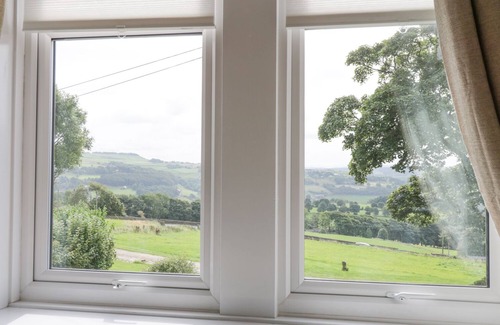 Ogden Cabaña | Upper Highlees Farm, LUDDENDEN