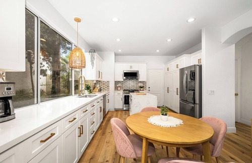 Aviara Casa | Upscale Boho Charm 3 bedroom house next to Four Seasons, close to Beach!