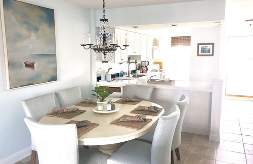 Ocean City Casa | Exclusiva casa adosada limpia frente a la bahía con 4 balcones, calle 14