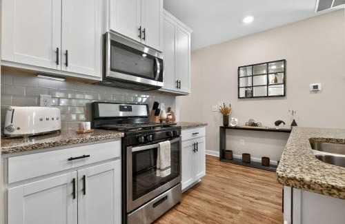 Berea Casa | Upscale Greenville Getaway 10 Mins 2 Falls Park