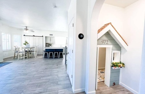 Power Ranch Casa | Upscale Home, Award Winning Golf, Trails & Parks, Private Heated Pool and More!