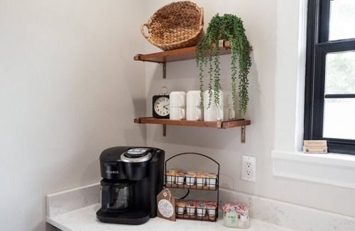 Shelbyville Casa | Upscale Kentucky Bourbon Trail & Close to Louisville