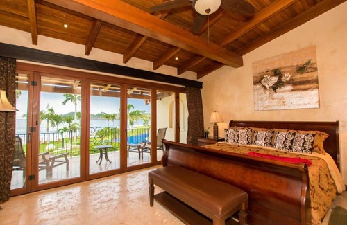 Playa Flamingo Casa | Upscale Two-Bedroom Condo in Playa Flamingo with Beautiful Oceanfront Views