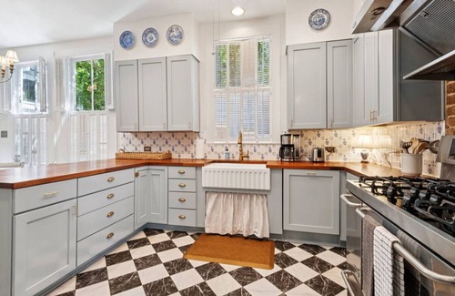 Audubon Casa | Uptown 3BR w/ Outdoor Patio - Near Audubon Park!