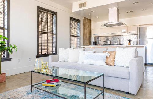 Historic Core Apartamento | Urban 1-bedroom Apartment