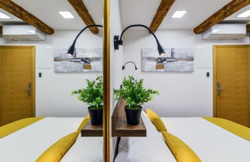 Zadar Old Town Apartamento | Urban Apartments with sauna