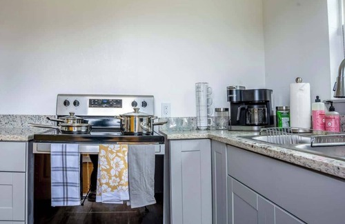 Amarillo Casa | Urban Blue Duplex Downtown