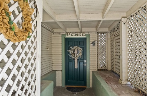 Midtown Sacramento Apartamento | Urban Chic Cellar in Midtown Sac with Parking