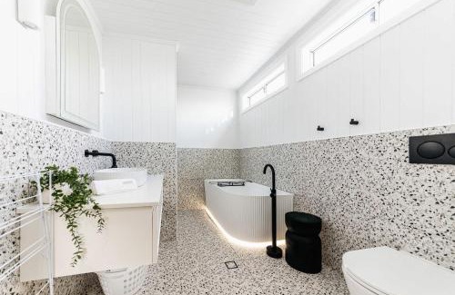 West Ipswich Casa | Urban Getaway Ipswich W Cottage