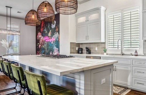 Montrose Casa | Urban Jungle Retreat in the HTX Skyline