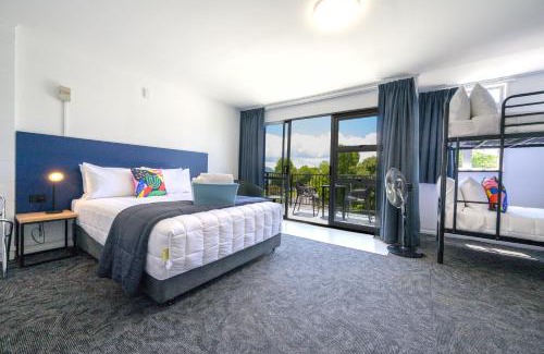 Rotorua Hotel | Urban Lounge Sleepery, SureStay Collection by BW