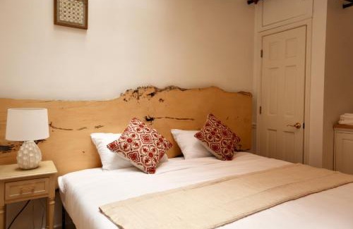 Rittenhouse Row Apartamento | Urban Luxe Redefined in Central city Phila