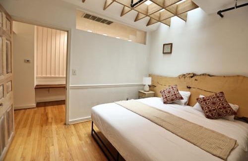 Rittenhouse Row Apartamento | Urban Luxe Redefined in Central city Phila