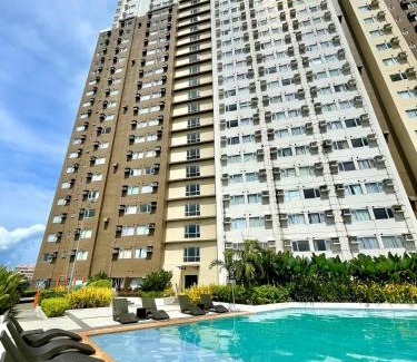 Cagayan de Oro Apartamento | Urban Oasis Condo 1 Bedroom Facing Pool Area only steps away from Ayala Mall